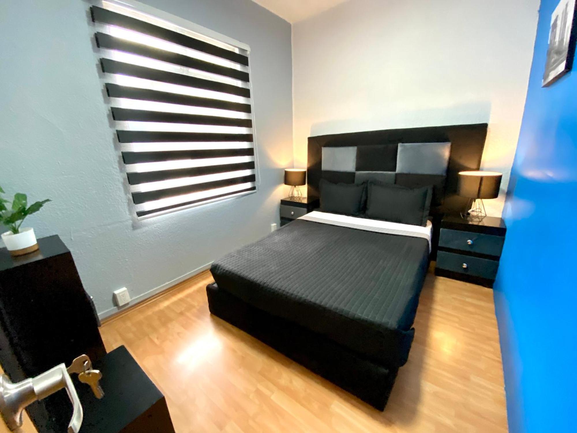 Roomies Hostel - World Trade Center Città del Messico Esterno foto